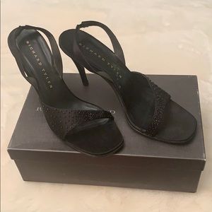 Richard Tyler shoes